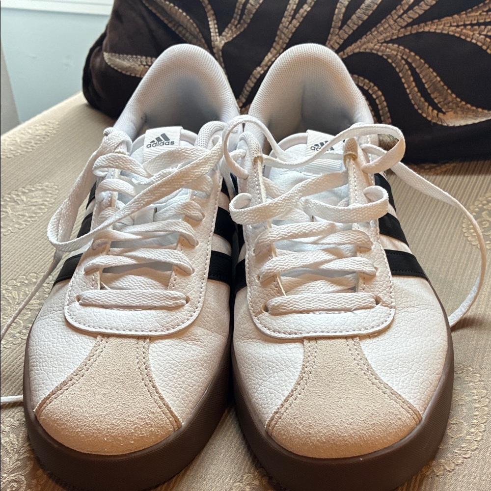 adidas White Sneakers with Black Stripes and Gum Sole